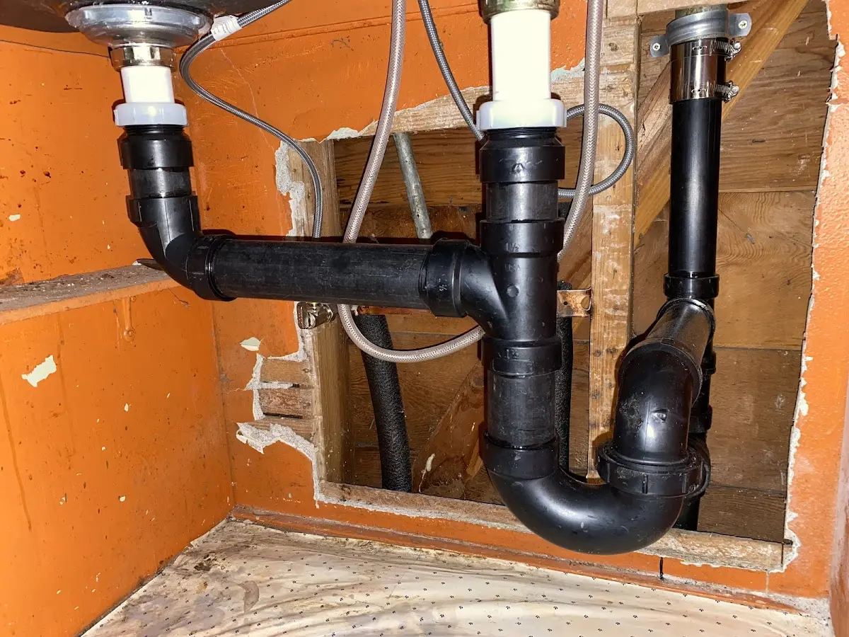 Professional Pipe Bursting equipment and tools on the job in Layhill